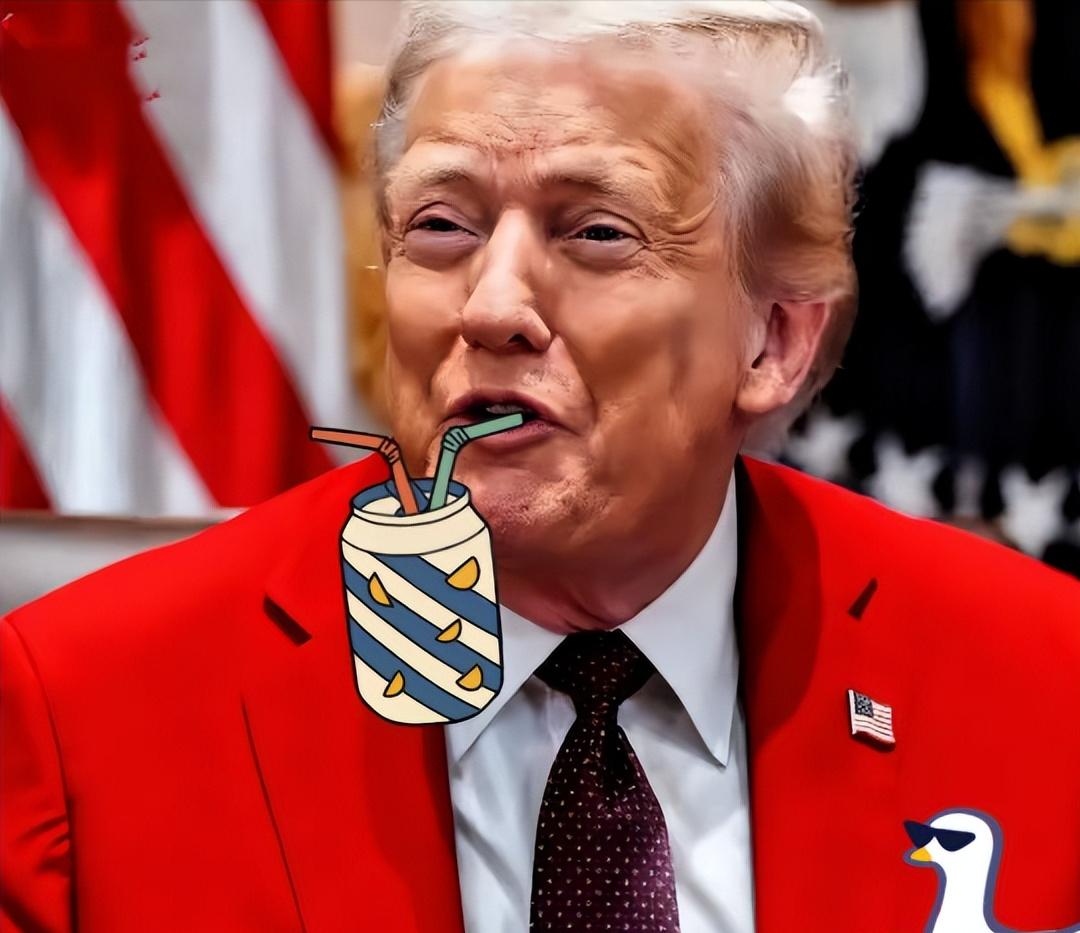 赚命还是赚钱？长荣这次算是真的怕了，船上拉着那82套“海马斯”和两千多发弹药，本