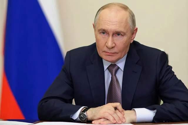 俄罗斯总统普京高度评价刚刚遇难的伊朗最高国家安全委员会秘书拉里贾尼，称拉里贾尼是