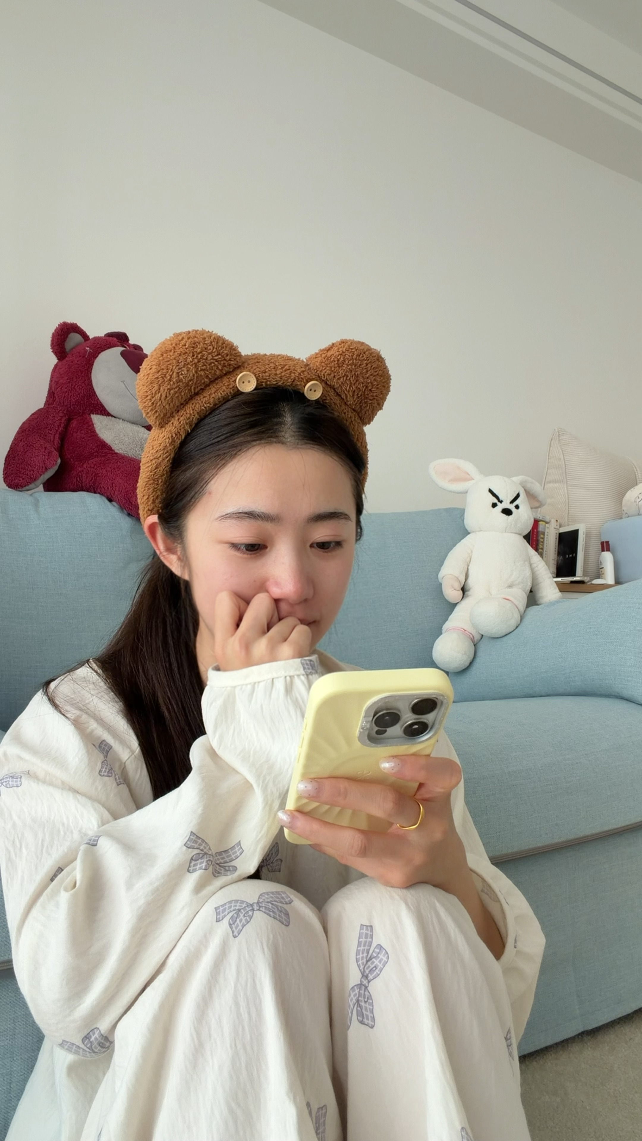 下狠心要把去年北京场演唱会的vlog剪了 将近三百分钟的素材 理了一下午还有50