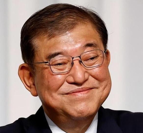 石破茂 对 日本 发出了灵魂拷问，在二战时期 美国 的国力是日本的10倍，但是当