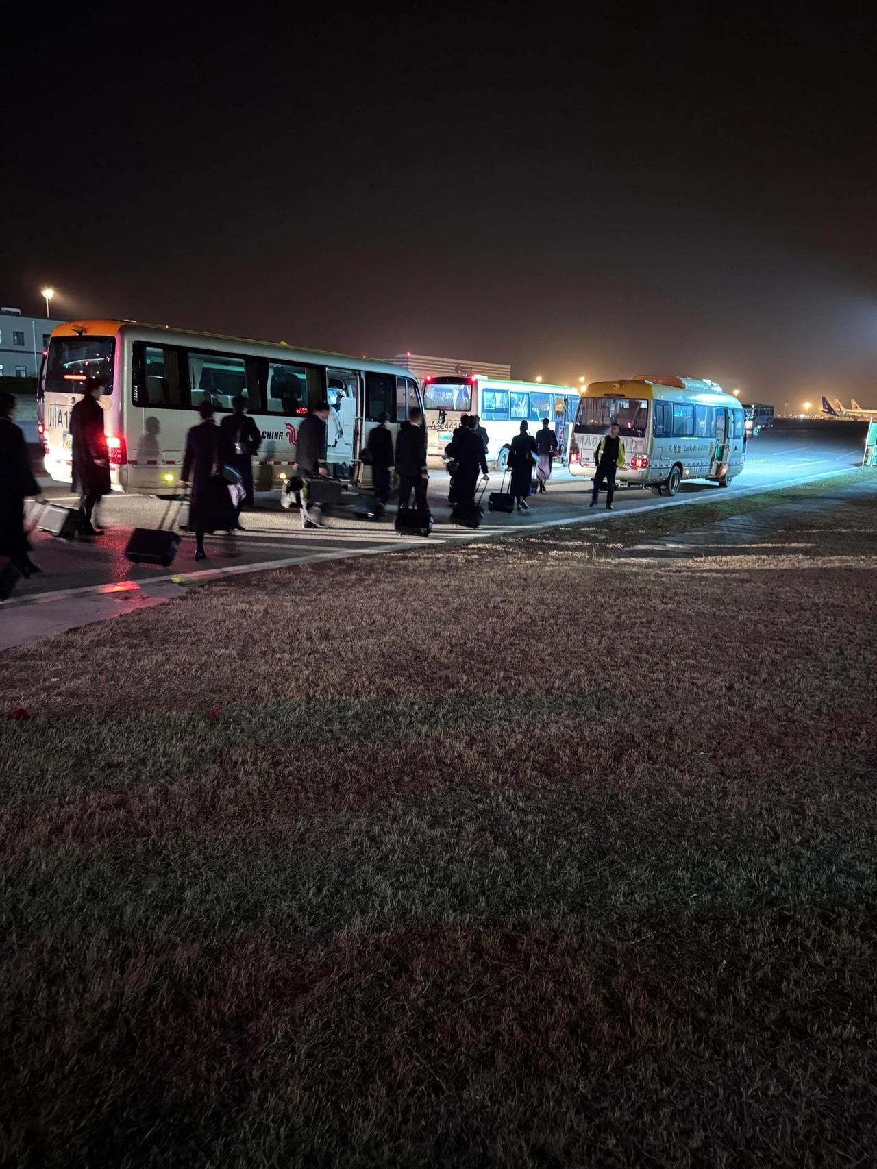 听说最近大家都在走运，太好了是春运！春运 民航 我要回家 作战靴