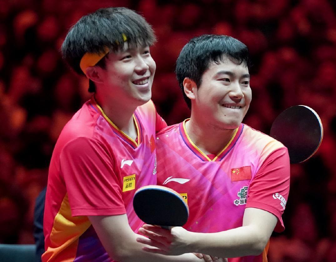 超级大逆转，3-2，🇨🇳梁靖让二追三击败法国🇫🇷大勒布伦！正在进行的20