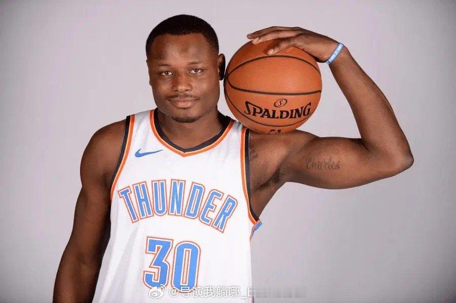 CBA又来一名悍将，广州龙狮签下之前在雷霆打过两个赛季的德翁特.伯顿（193cm