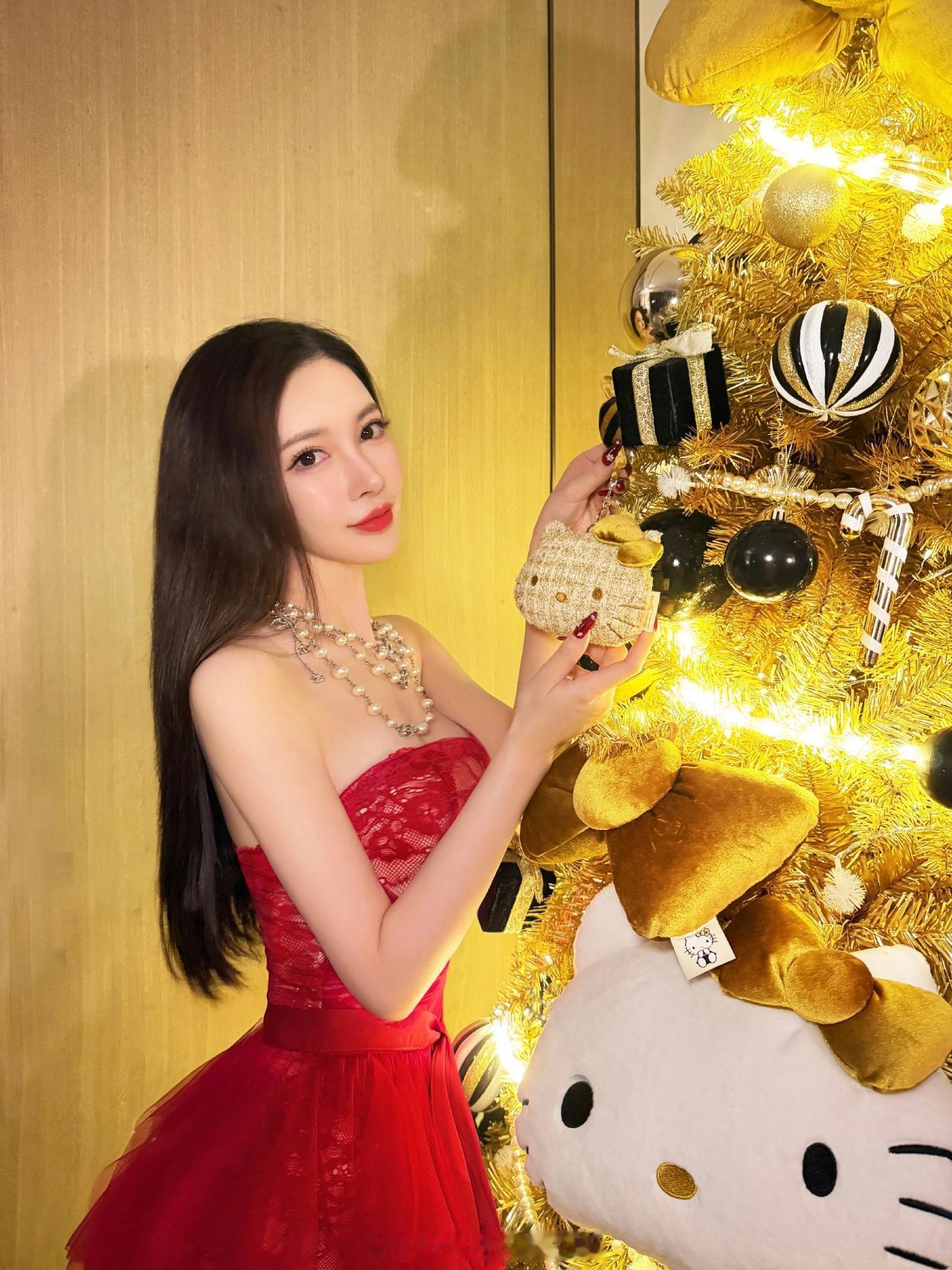 晒图笔记大赛美女穿搭写真