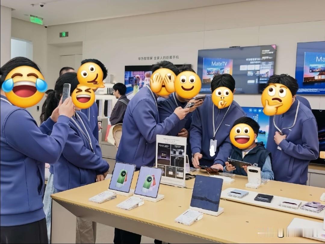 果粉的自适应力从更小一代就开始培养了，一小孩哥拿着刚买的iphone duo来到