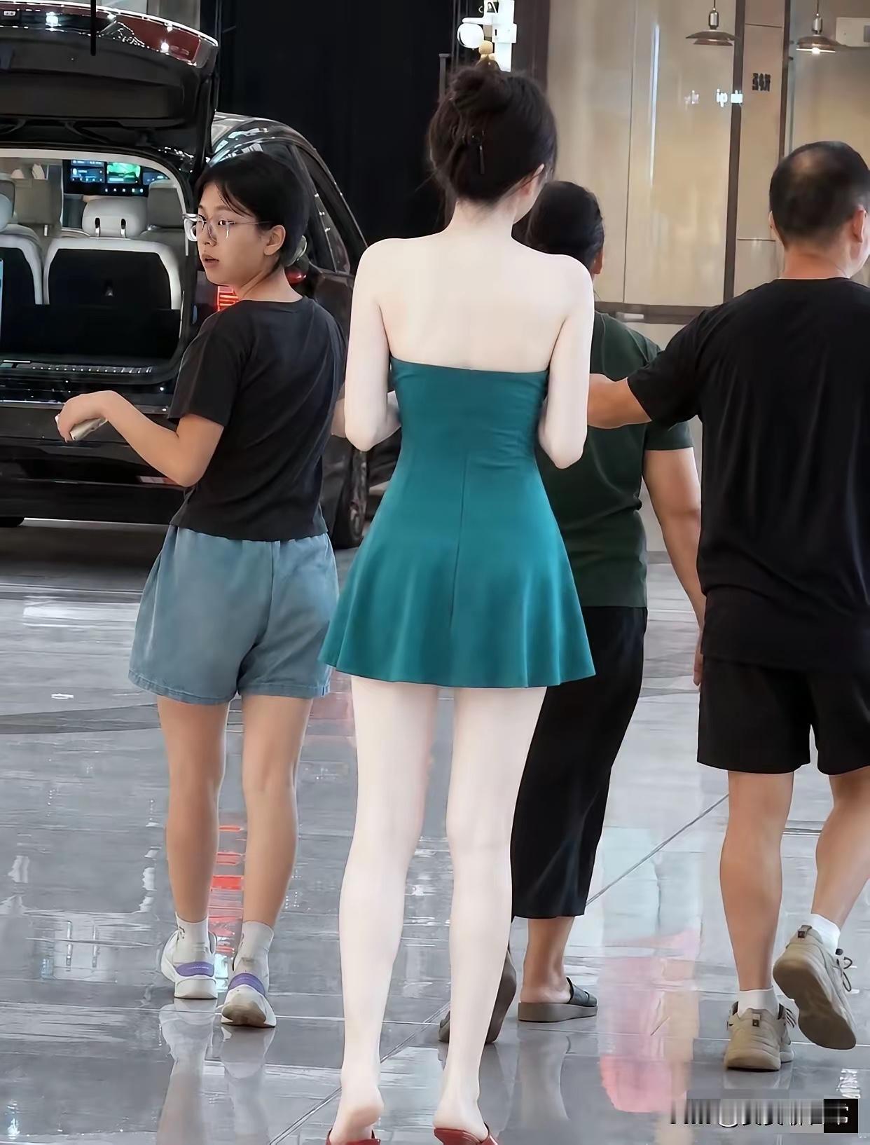 符合中国人的审美标准[赞][赞]