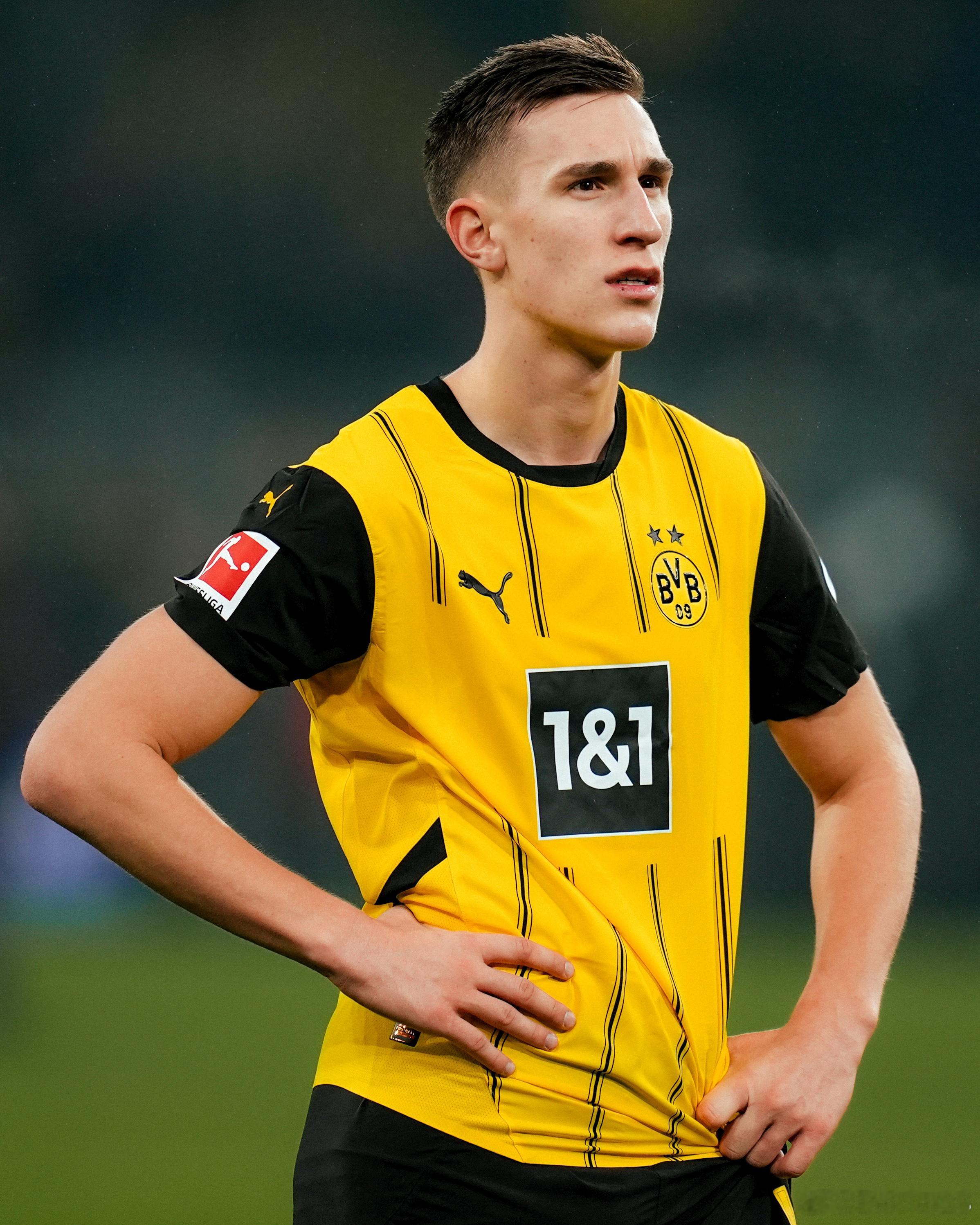 ⚫️ 🟡尼科·施洛特貝克：“我的目標是在德國贏得冠軍。”由於施洛特貝克很可能離