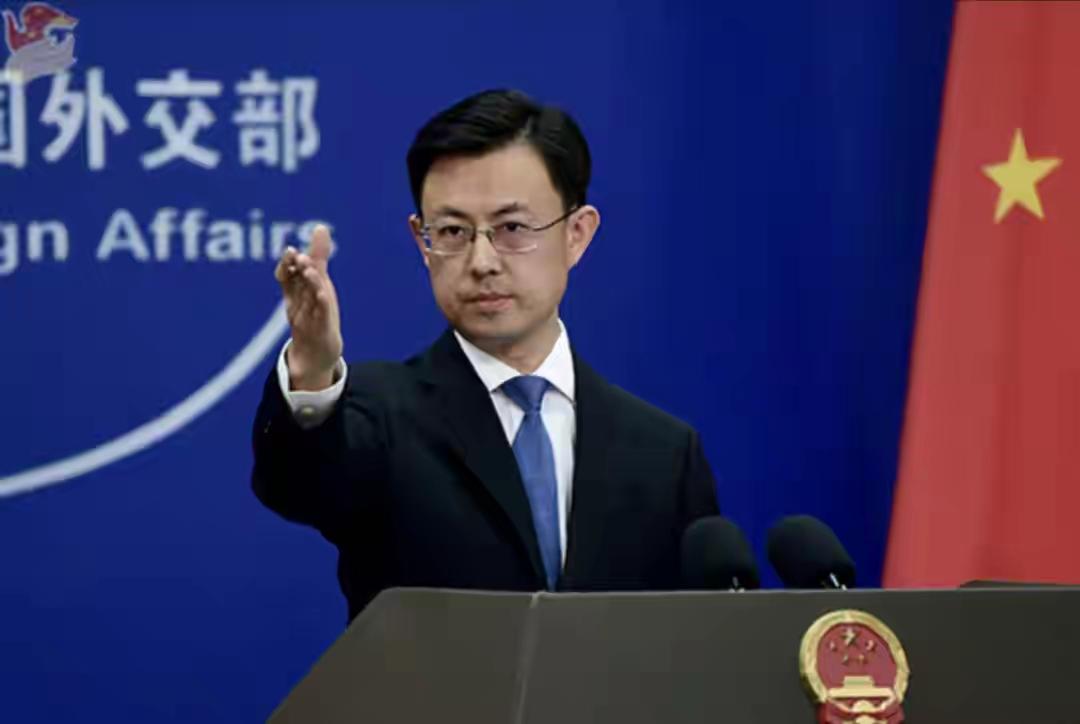 风向突变！特朗普突然召回驻华大使，贝森特公然叫嚣：中国“不可靠”，访华彻底告吹？