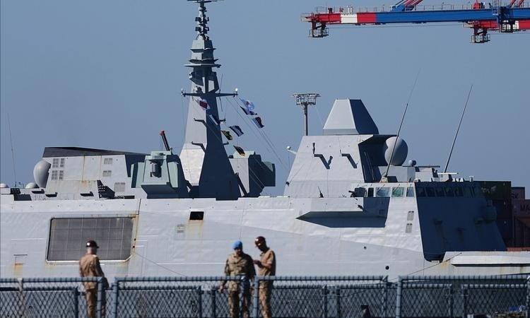 哎哟喂，看到特朗普这次喊人护航霍尔木兹海峡居然成了“独角戏”，我这老军迷下巴都快