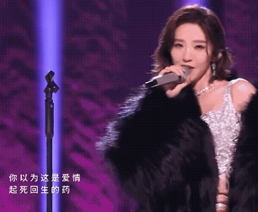 张若昀发唐艺昕直拍一沫真挚的情话张若昀发唐艺昕直拍！一沫真挚的情话