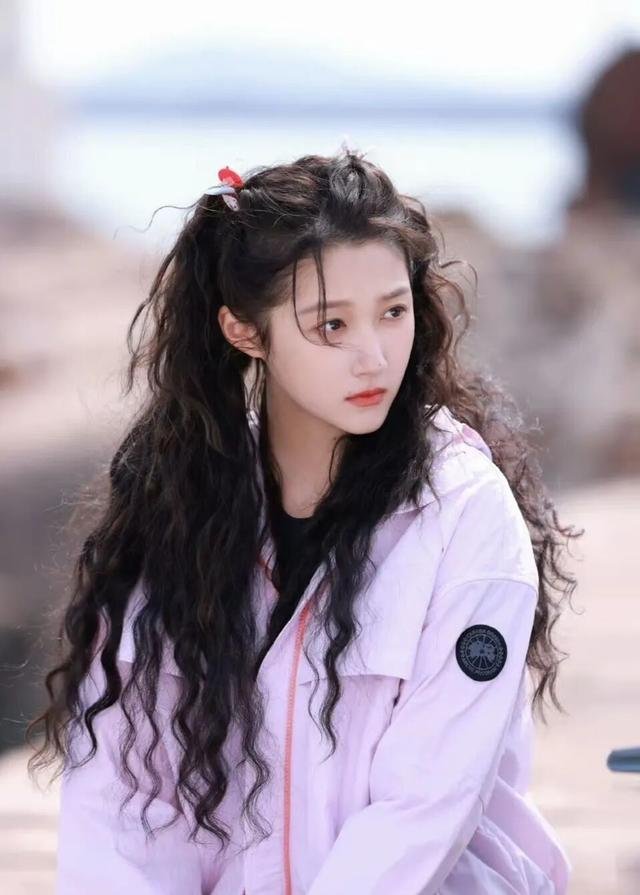《耀眼》跟着女主反霸凌 你欺负我，我就当面还回去！帅炸 