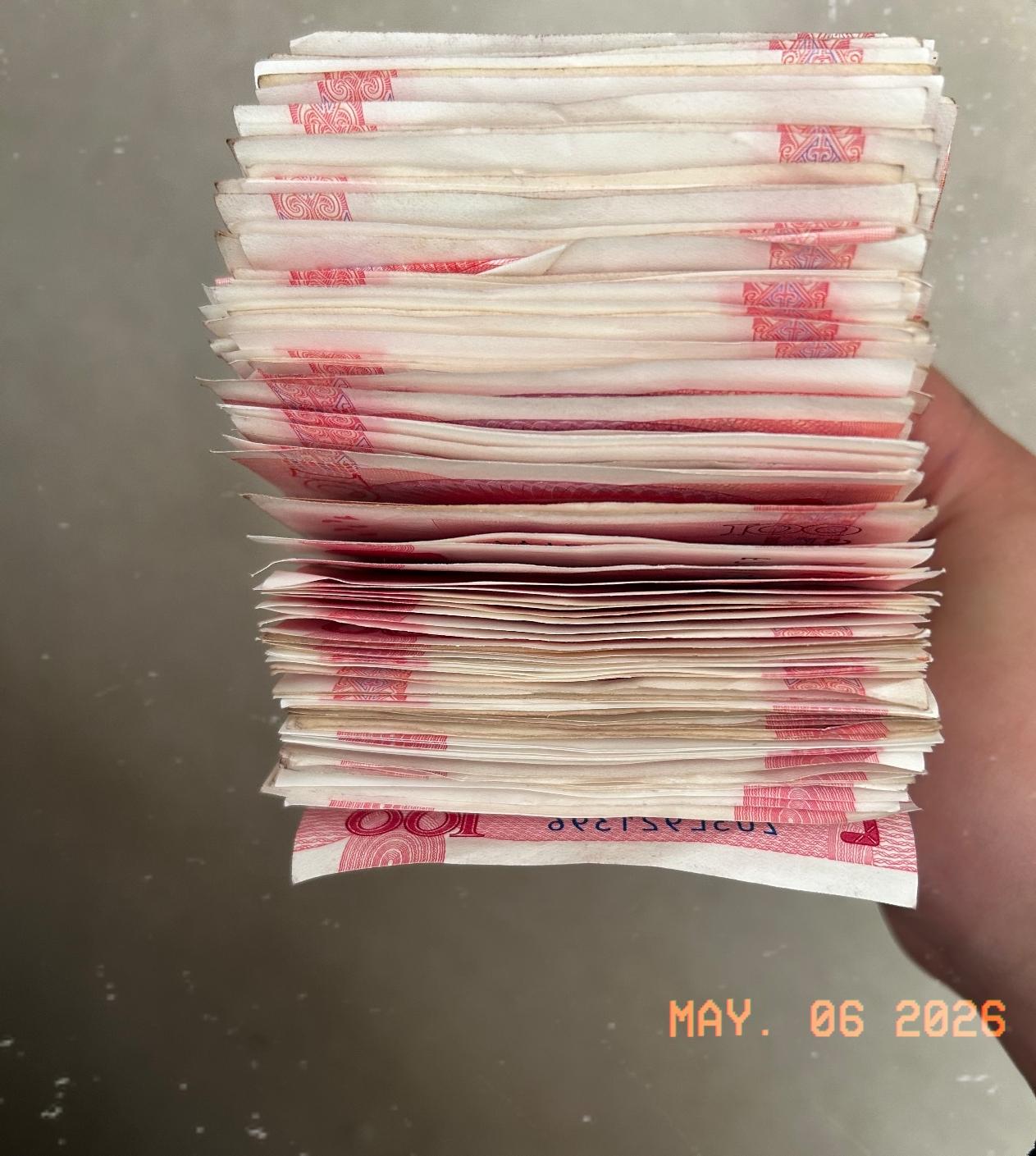 现在真有点搞不懂中年女人的心思了。

我小姑子今年45，远嫁香港，五一带着一家人