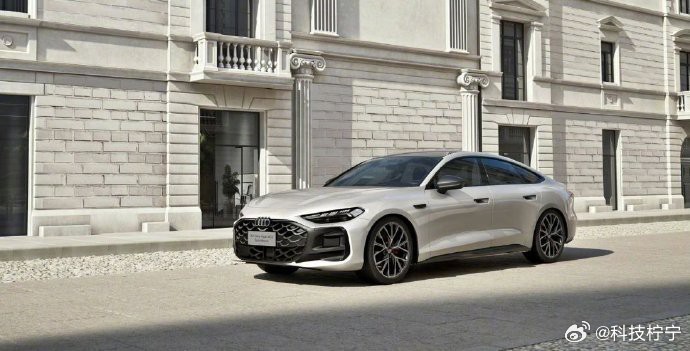 上汽奥迪A5L Sportback，以运动之魂，加长之利，诠释燃油新境界。搭载第