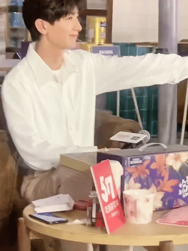 这个应该是21年司凤馅儿的淇淇吧