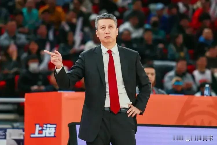 中国男篮33分惨败澳大利亚，郭士强批评这4人表现不合格是输球原因！
1、杨瀚森状