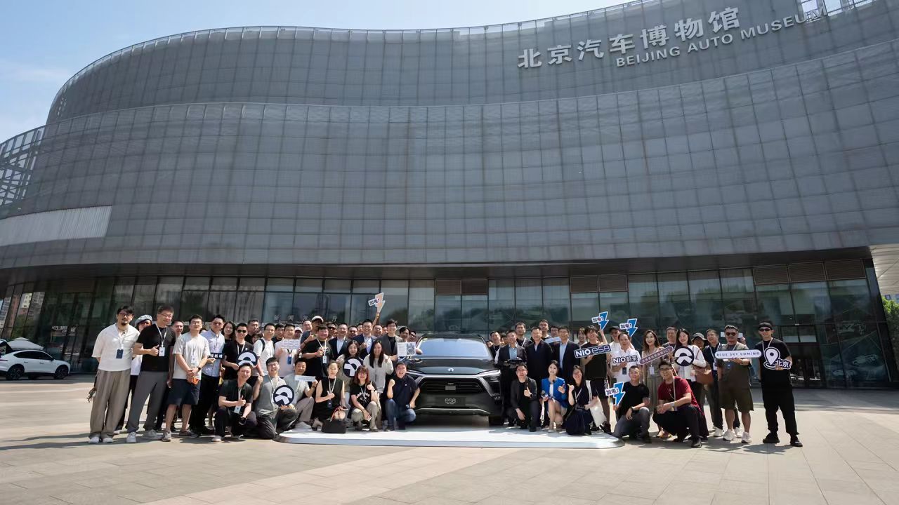 今天，蔚来ES8迎来开启交付8周年。不知不觉，ES8问世已经8年了。就像斌哥说的