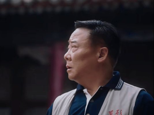 白宇新剧被剧组边缘化白宇徐胜利进组这段不像演的 白宇把徐胜利的韧劲演活了，小人物