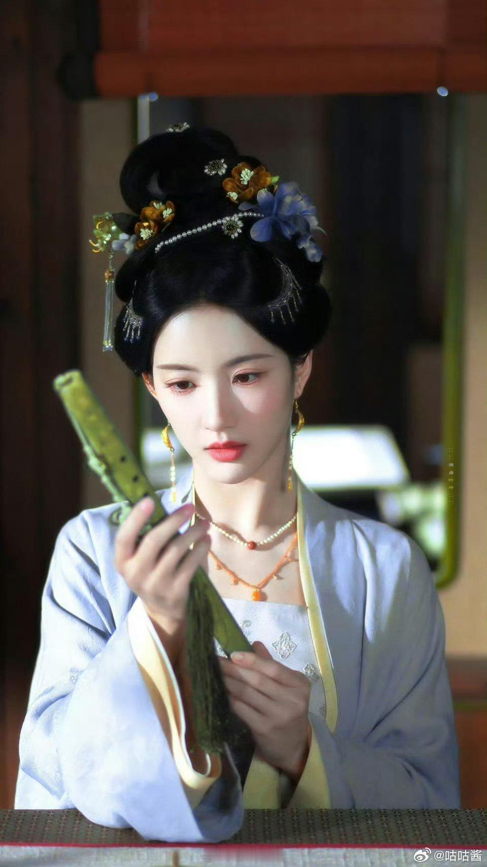 李昀锐刘些宁归良辰3月开机李昀锐刘些宁归良辰拍摄周期120天 好快，好期待 