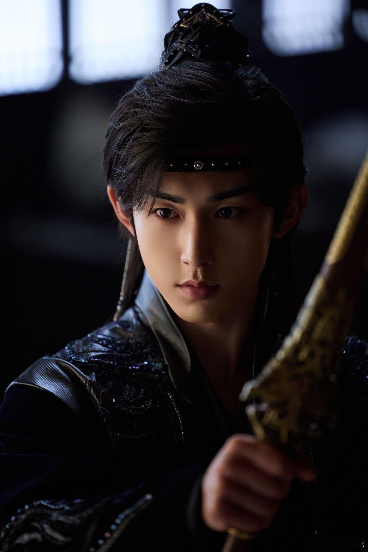 郭俊辰权如沐权肯定 权如沐在剧中的形象十分坚韧，但也并非毫无弱点。郭俊辰凭借其精