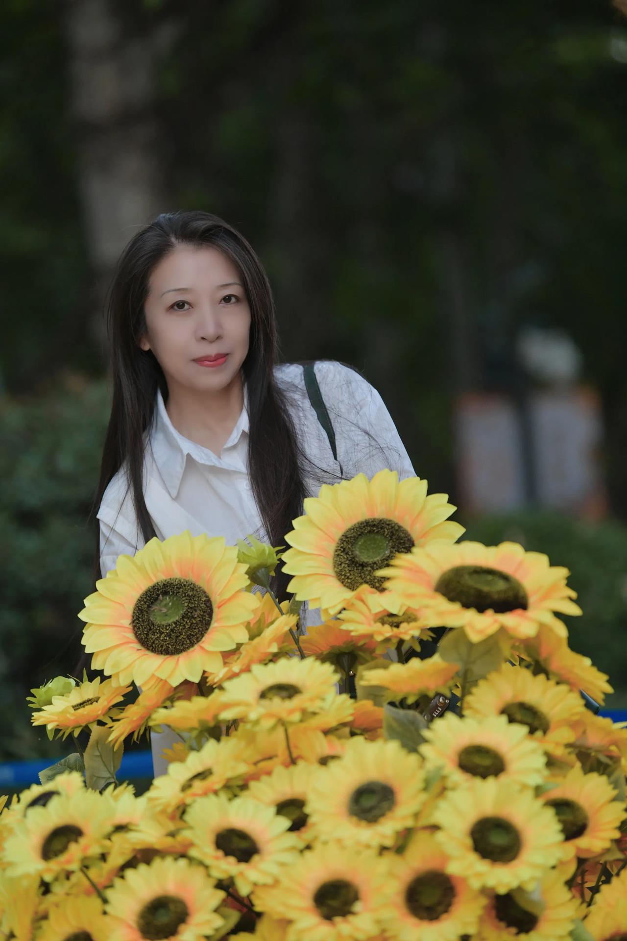 国庆佳节，寻找儿时的影子。#假期美照来袭# #公园里邂逅之美# #扑捉秋日的美好