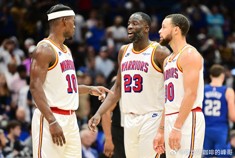 今日勇士球星库里接受了采访，谈到了受伤后的心情。“那场受伤的比赛真的很难熬，对阵