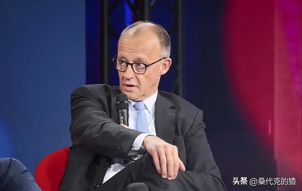 默茨直接向全体德国民众以及所属政党放出狠话：倘若有人认为乌克兰捍卫自由的斗争可以