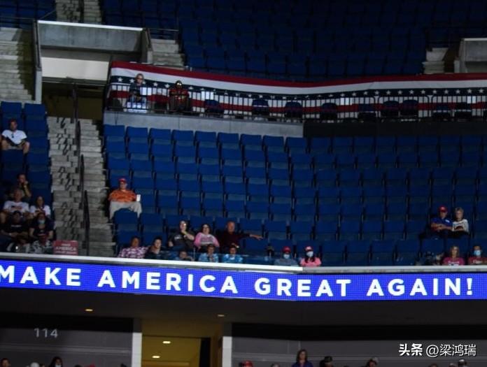 据来自肯塔基州列克星顿的消息——据报道，周六，唐纳德·J·特朗普在备受瞩目的“支