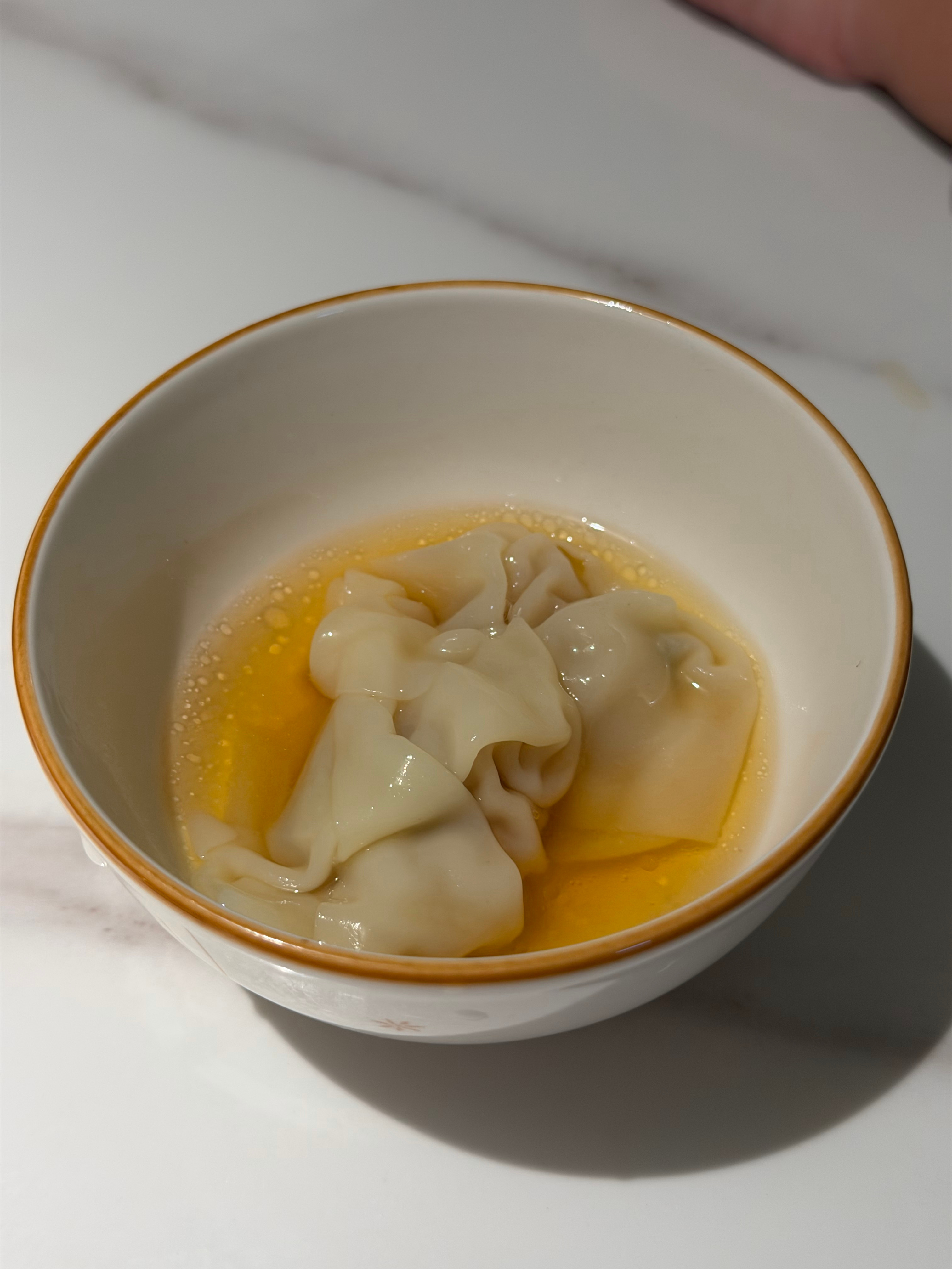 临海[超话]  小碗馄饨～留着肚肚中午吃[无聊] ​​​