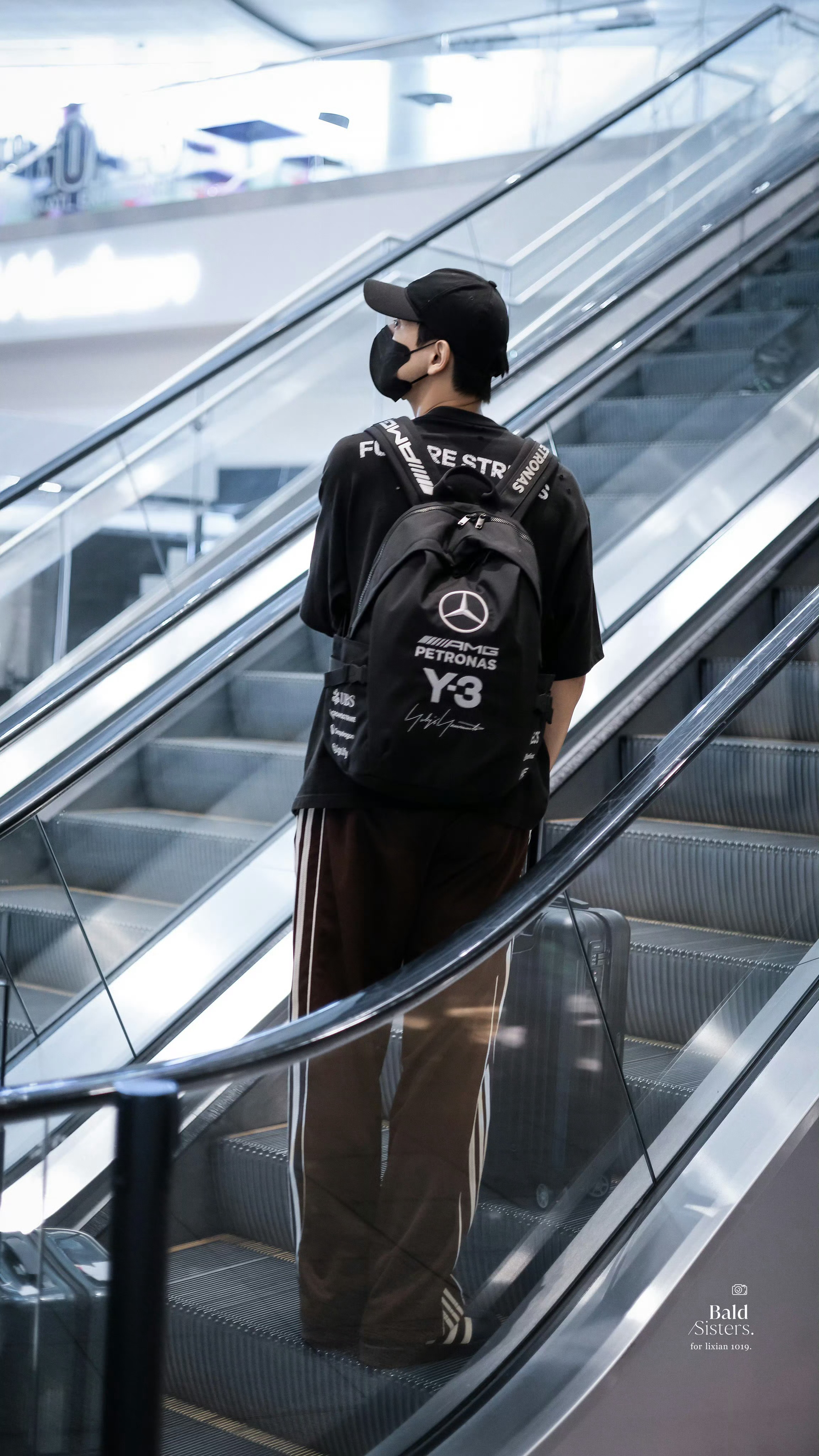 李现  lx 李现伊利品牌代言人 你是亿万星河都抵不过的风景李现