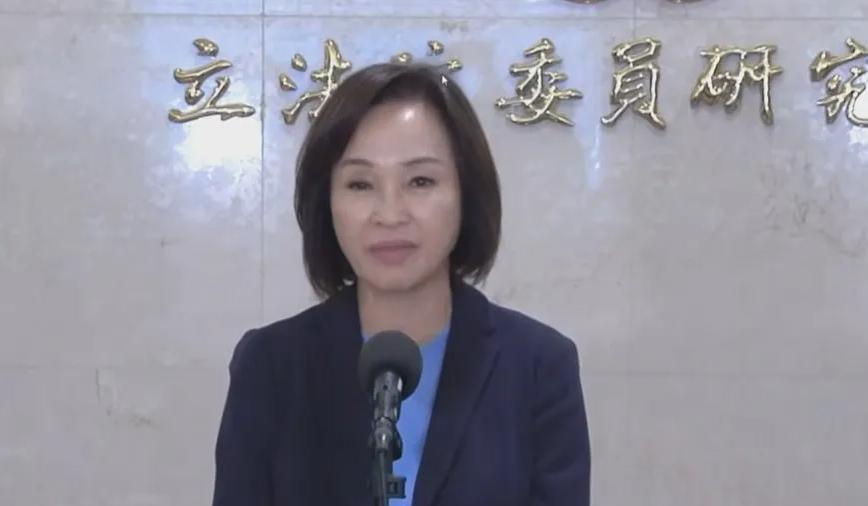 柯志恩今日中午表示，“在我们预料之中，恭喜赖瑞隆，未来就是柯志恩跟赖瑞隆的决战，