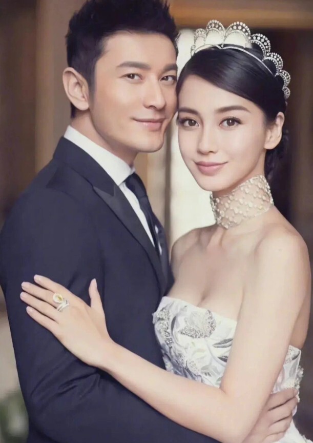 杨颖离婚后事业经历波折，但凭借内心强大和豁得出去的优点，重新在娱乐圈站稳脚跟。离