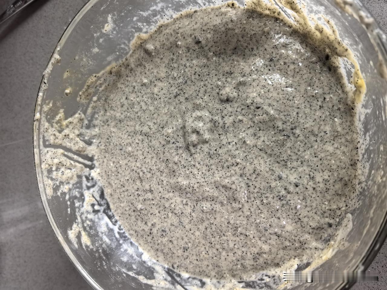 粽子虽应季，可连着吃了好几天，糯米不太好消化，总不能天天吃。
今天下雨，也不准备