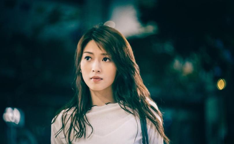 连诗雅：传出四年二十段恋爱绯闻。

2022 年，香港艺人连诗雅与演员陈家乐举办