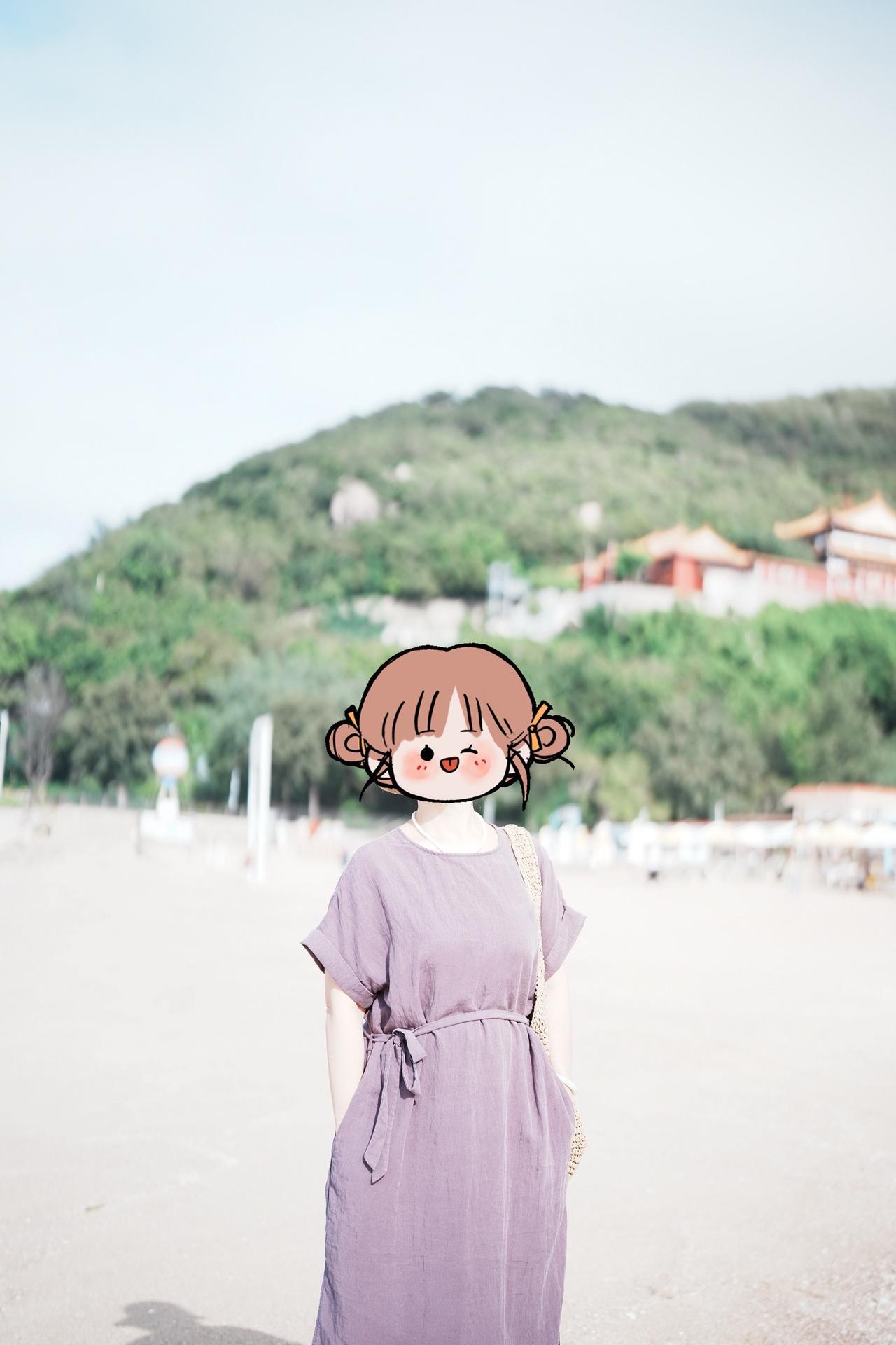 手工棉麻连衣裙｜同一个版型，两种穿搭氛围

今年夏天自制的连衣裙。最先缝制淡紫色