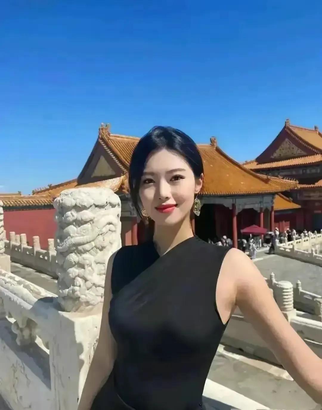 皇城美女


#迷人长腿女神# 
#记录我的生活#
#实话实说#