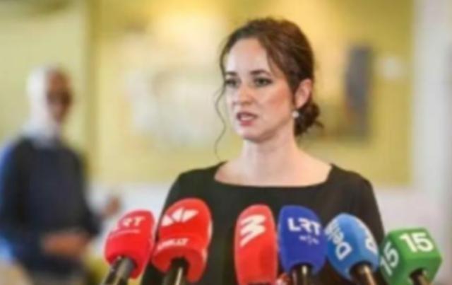 立陶宛女总理鲁吉涅内情绪突然激动，曾对着镜头公开喊话中国：如果再得不到回应，立陶