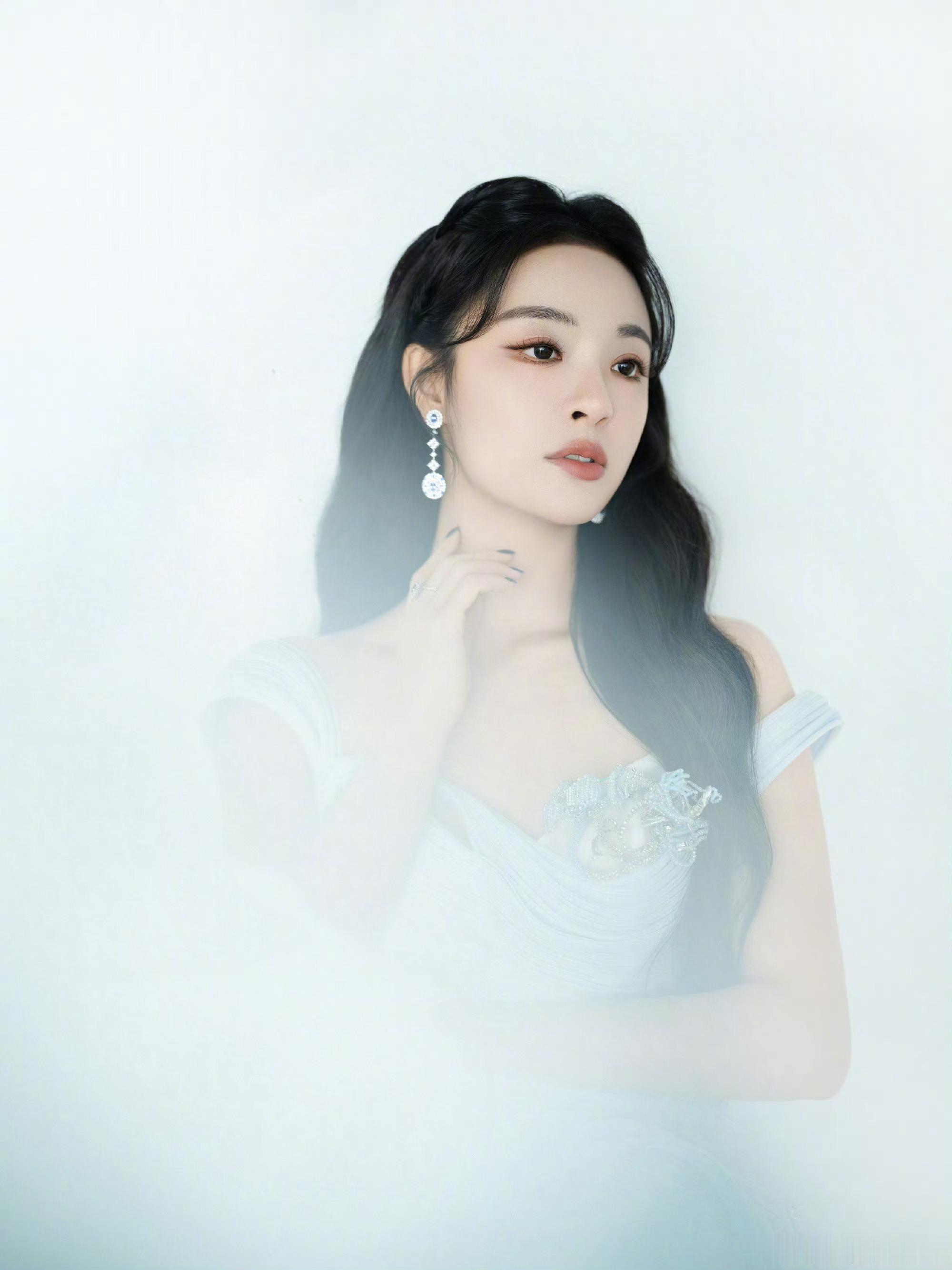 夺金2026主持人官宣主持天团正式官宣！汪涵、李莎旻子、郑方一重磅集结，沉稳护航