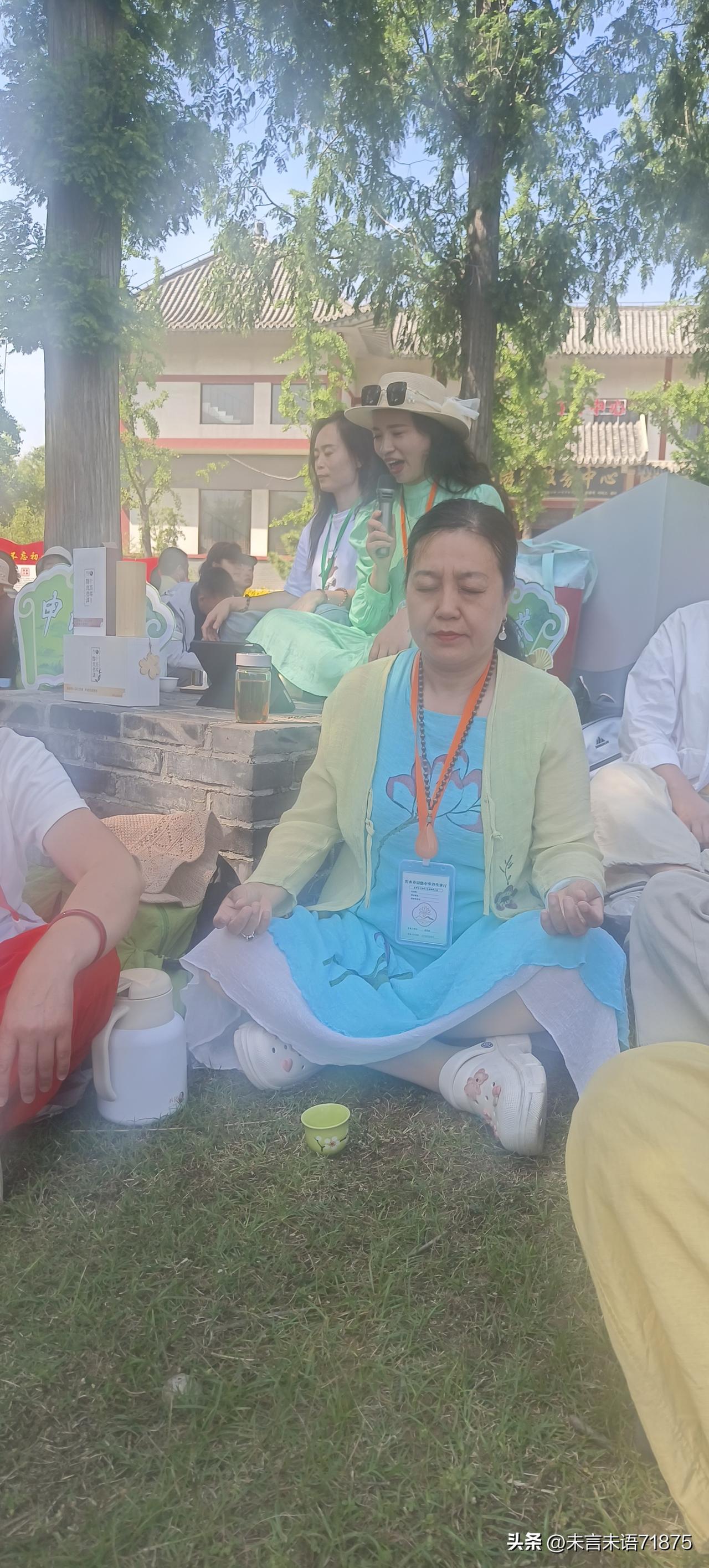 AI 代替老师批改作业吗 我认为不支持
这个问题问的多奇葩，如果AI代替老师批改