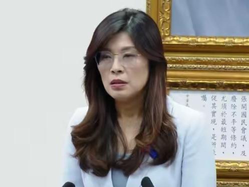 郑丽文在23号的中常会上宣布，柯志恩，代表国民党出征2026年高雄市长候选人。包