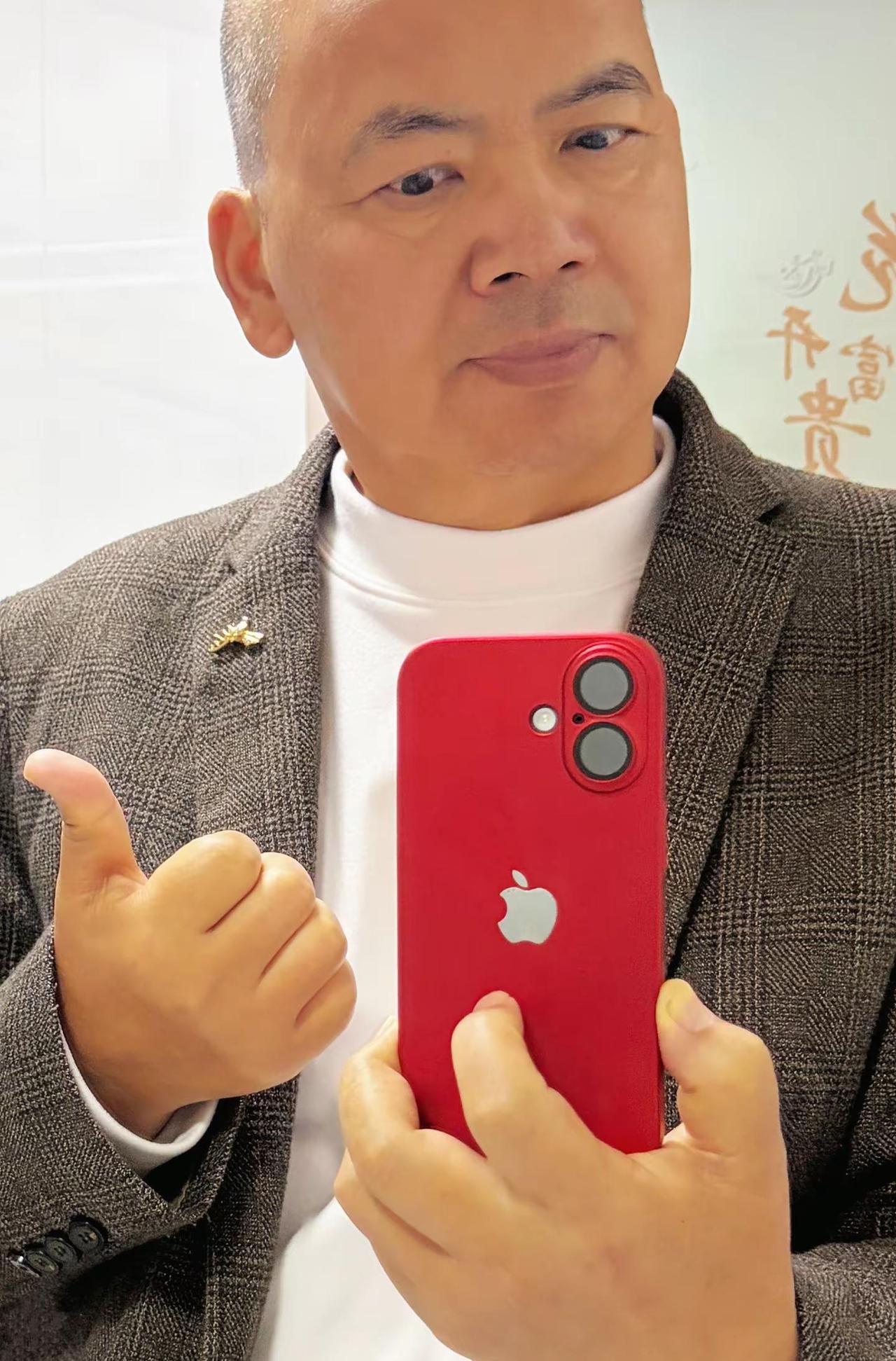 在嘈杂的尘世里，保持一颗安定的心！😊😊