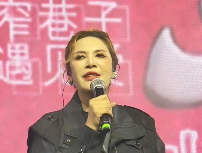 这是今天娱乐圈最大丑闻！

“假唱+假人设，网红那艺娜演艺梦被官方叫停，究竟经历