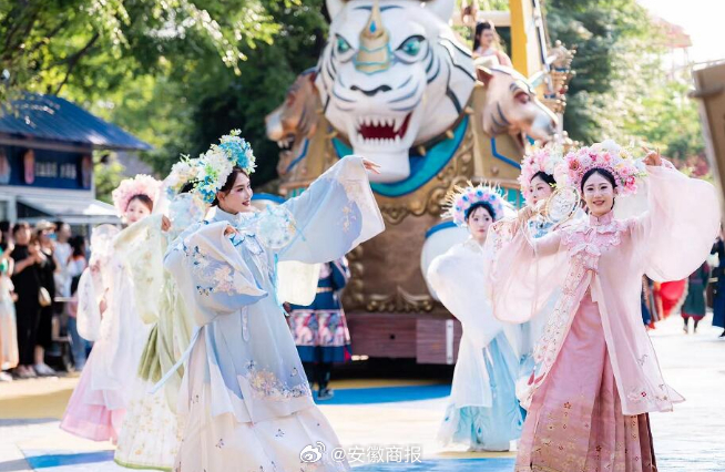 #五一假期好热闹# 【顶流加持 合肥一区各景点五一游客增长近八成】“五一”假期，