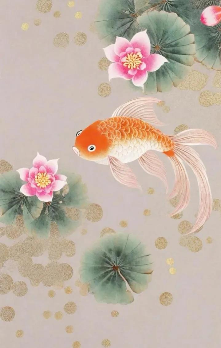 金鱼戏水，其寓意为年年有余，岁岁平安。

金鱼戏莲，寓意家庭和睦，夫妻恩爱。