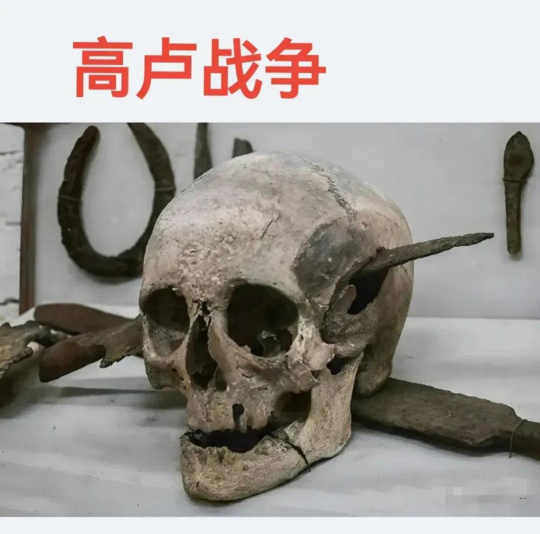 死人头！[发怒]
战争中，他经历了什么？

这张照片，网上广泛流传，大概意思就是