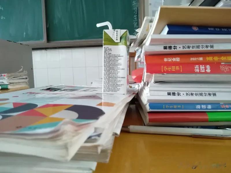 高考成绩即将揭榜。据悉全国新高考一卷数学单科满分的少之又少，部分省份一个满分都没