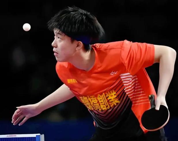 王楚钦大获全胜！狂轰11-1横扫日本小将松岛辉空，首战零封对手！ 王楚钦3比0松