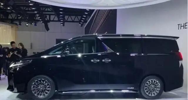 听我一句劝，买MPV不纠结：
1、50万——买腾势D9
2、35万——买丰田格瑞