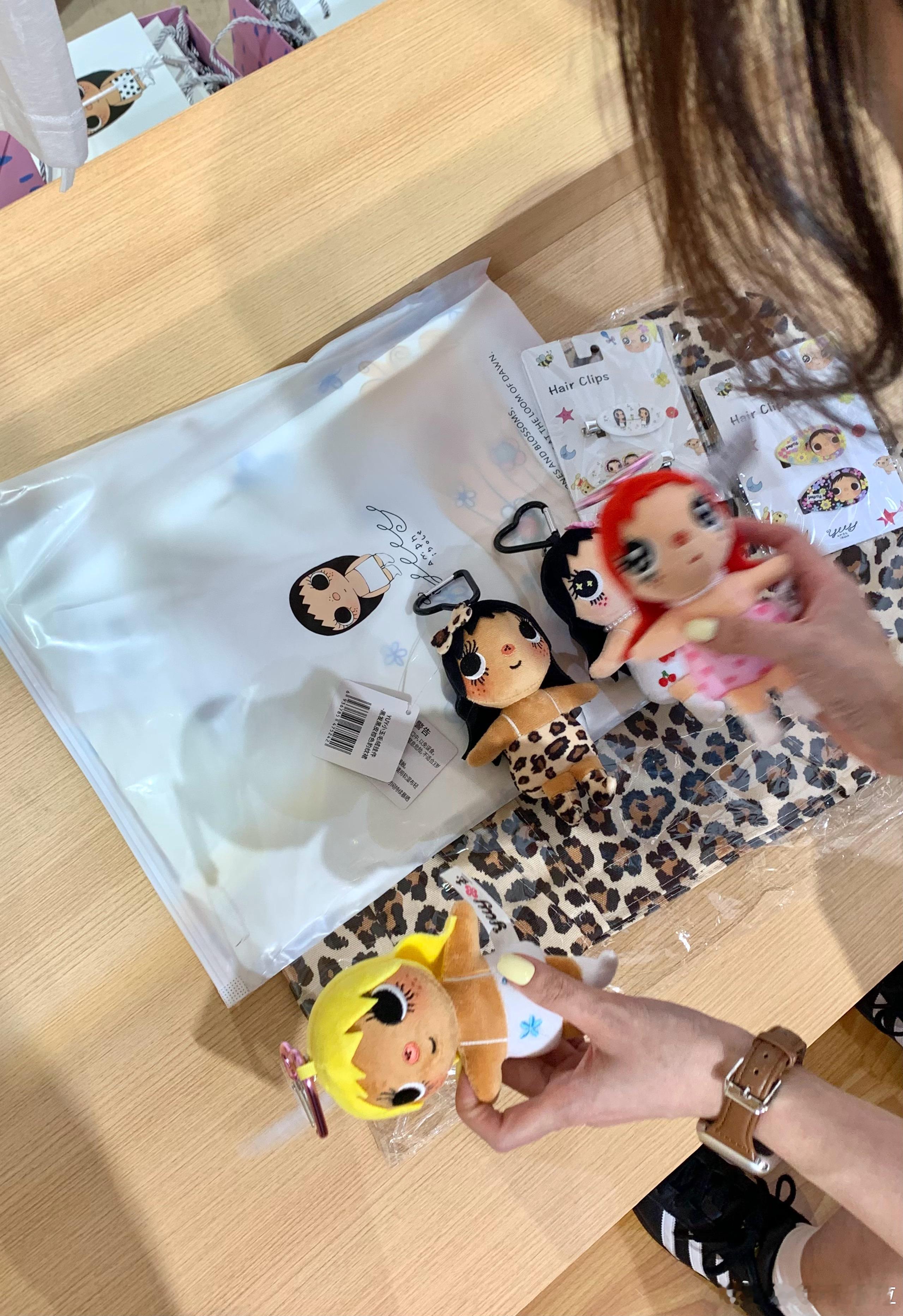 完了 航班取消了🥹那先去买小玉吧 