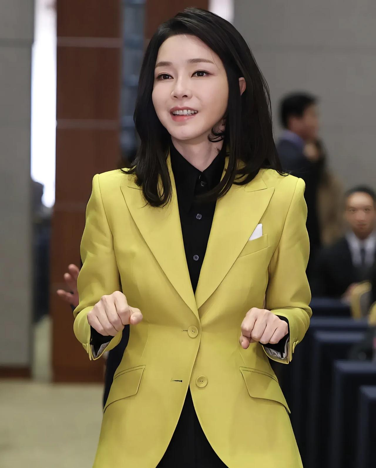 尹锡悦保不住金建希了。针对金建希的特检组成员已经就位了，有40名检察官。会针对金