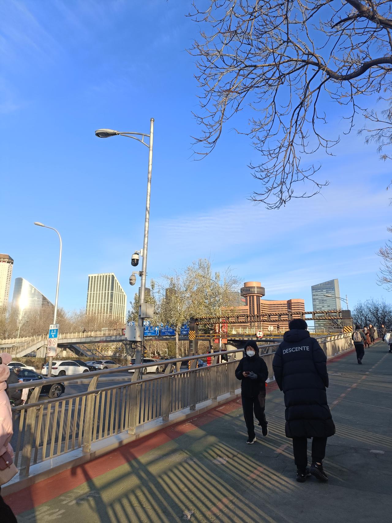 冬日生活随拍今天上午的天空